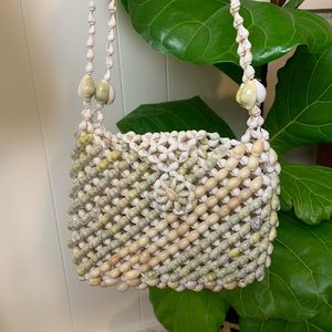 Vintage White Seashell Shoulder Bag